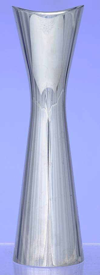 Fleur (Alloy, Hollowware) 7" Vase by Nambe-1