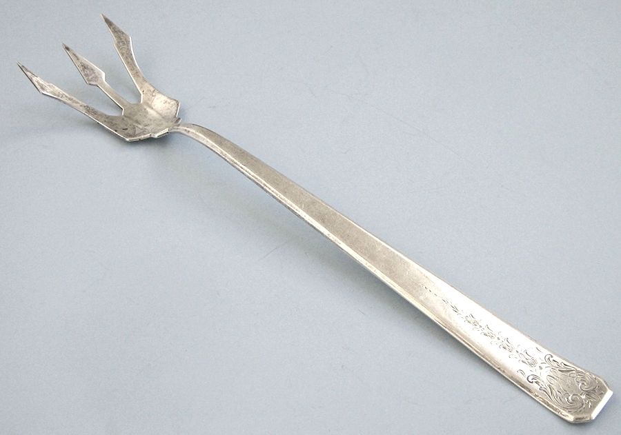 NTS63 (Sterling) Large Lettuce Serving Fork by National Silver Co-1