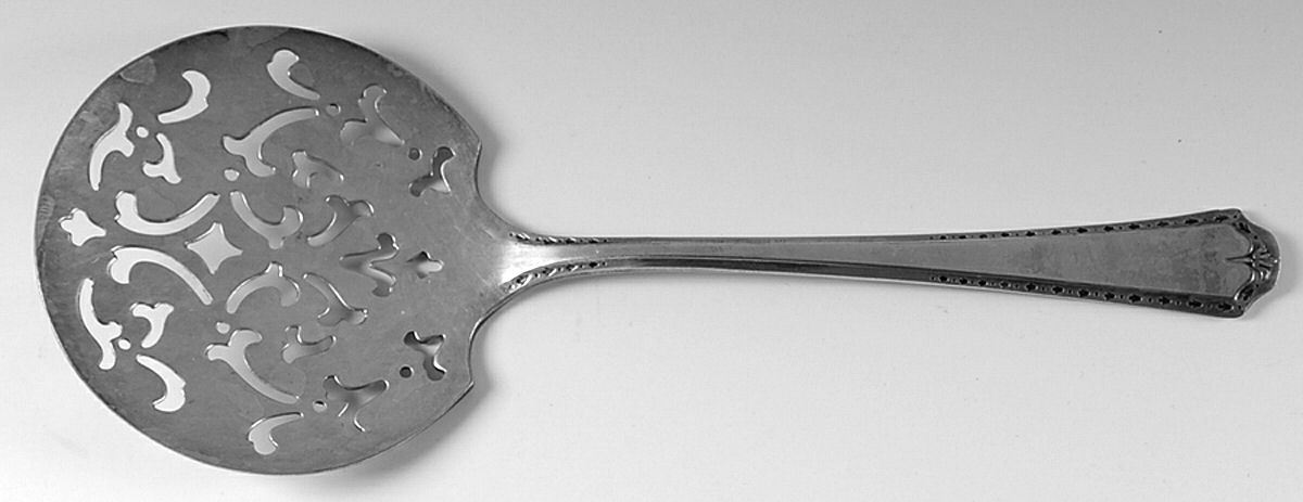Algonquin (Silverplate, 1923) Tomato Server, Solid Piece by Oneida Silver-1
