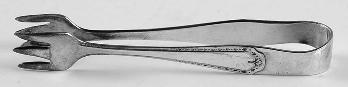 Algonquin (Silverplate, 1923) Sugar Tongs by Oneida Silver-1