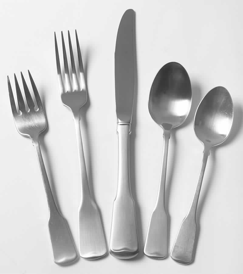 American Colonial (Stainless) 5 Piece Place Setting by Oneida Silver-1