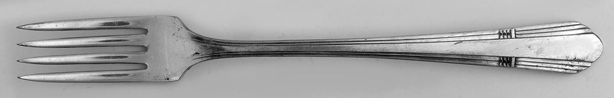 Andover (Silverplate, 1939) Grille Fork (Viande) by Oneida Silver-1