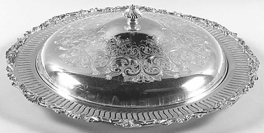 Ascot (Silverplate, Hollowware) 14" Round Entree Server & Lid by Oneida Silver-1