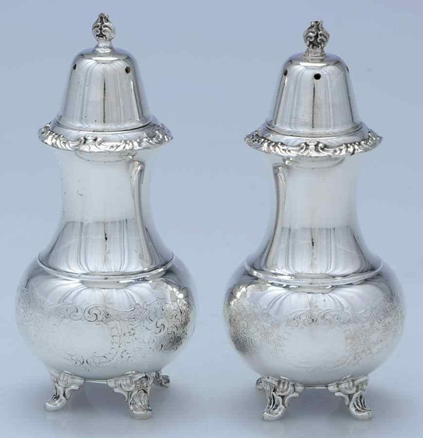 Ascot (Silverplate, Hollowware) Salt & Pepper Set by Oneida Silver-1