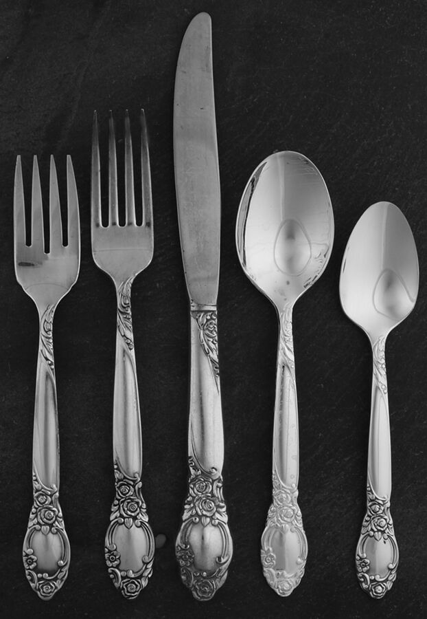 Ballad-Country Lane (Silverplate, 1953) 40 Piece Estate Set by Oneida Silver-1