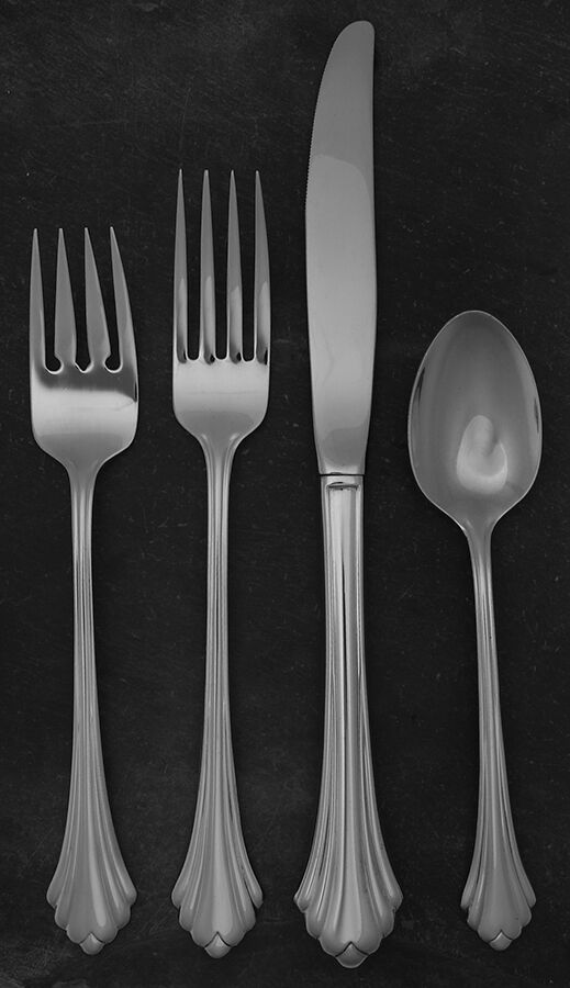Bancroft (Stainless) 4 Piece Place Setting by Oneida Silver-1