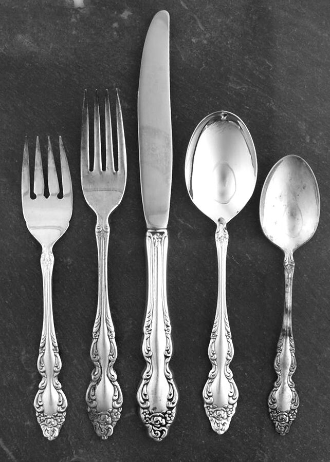 Baroque Rose (Silverplate, 1967, USA) 40 Piece Estate Set by Oneida Silver-1
