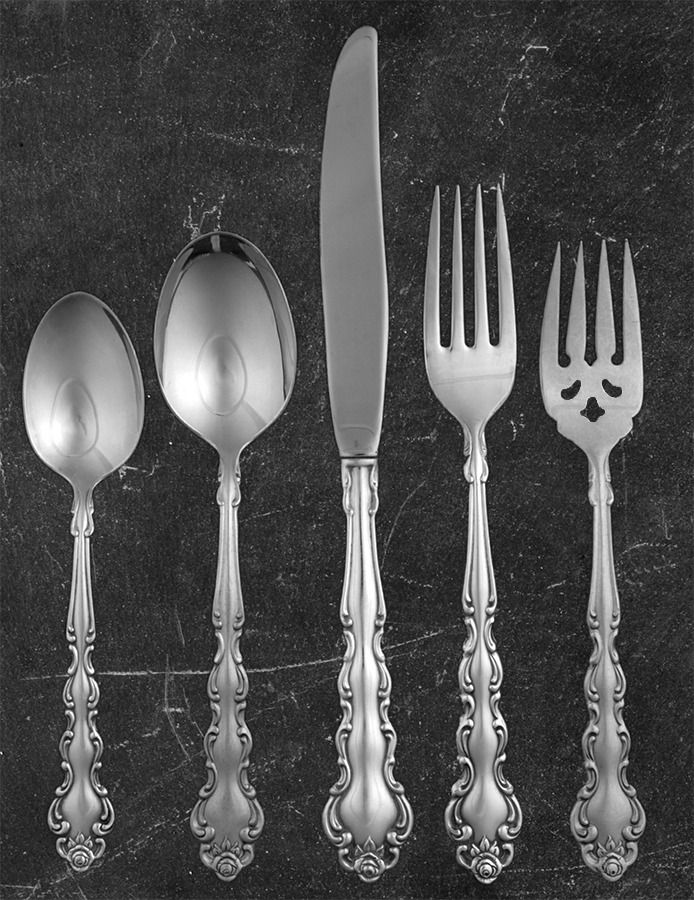Beethoven (Silverplate, 1971) 5 Piece Place Setting by Oneida Silver-1