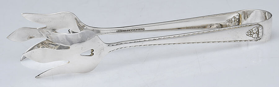 Bordeaux (Silverplate, 1945) Solid Lettuce Tongs by Oneida Silver-1