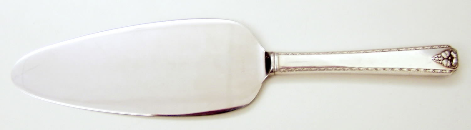 Bordeaux (Silverplate, 1945) Pie Server with Stainless Blade by Oneida Silver-1