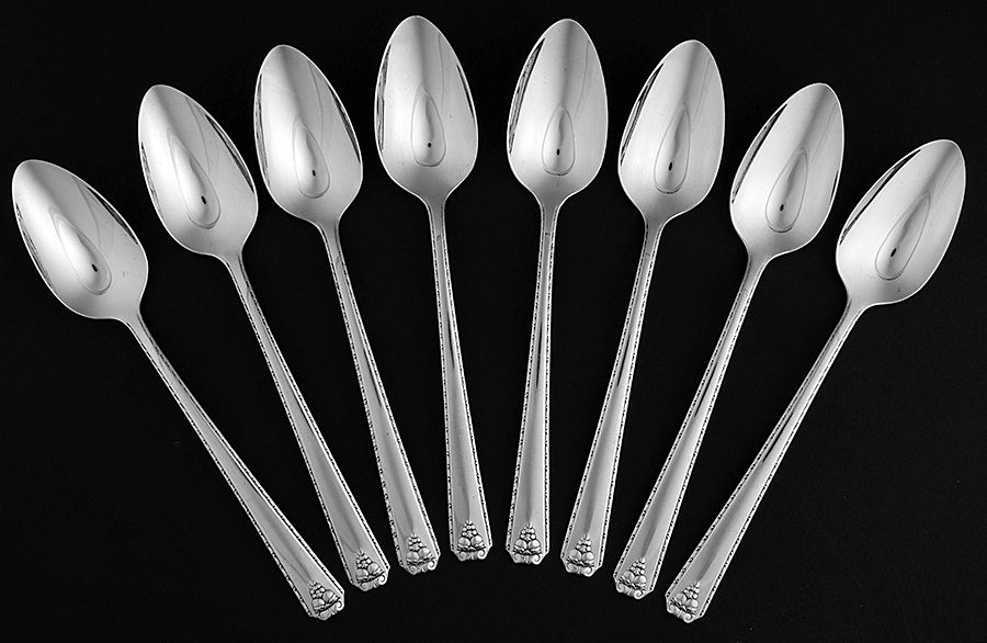 Bordeaux (Silverplate, 1945) (Set Of 8) Teaspoon Spoon by Oneida Silver-1