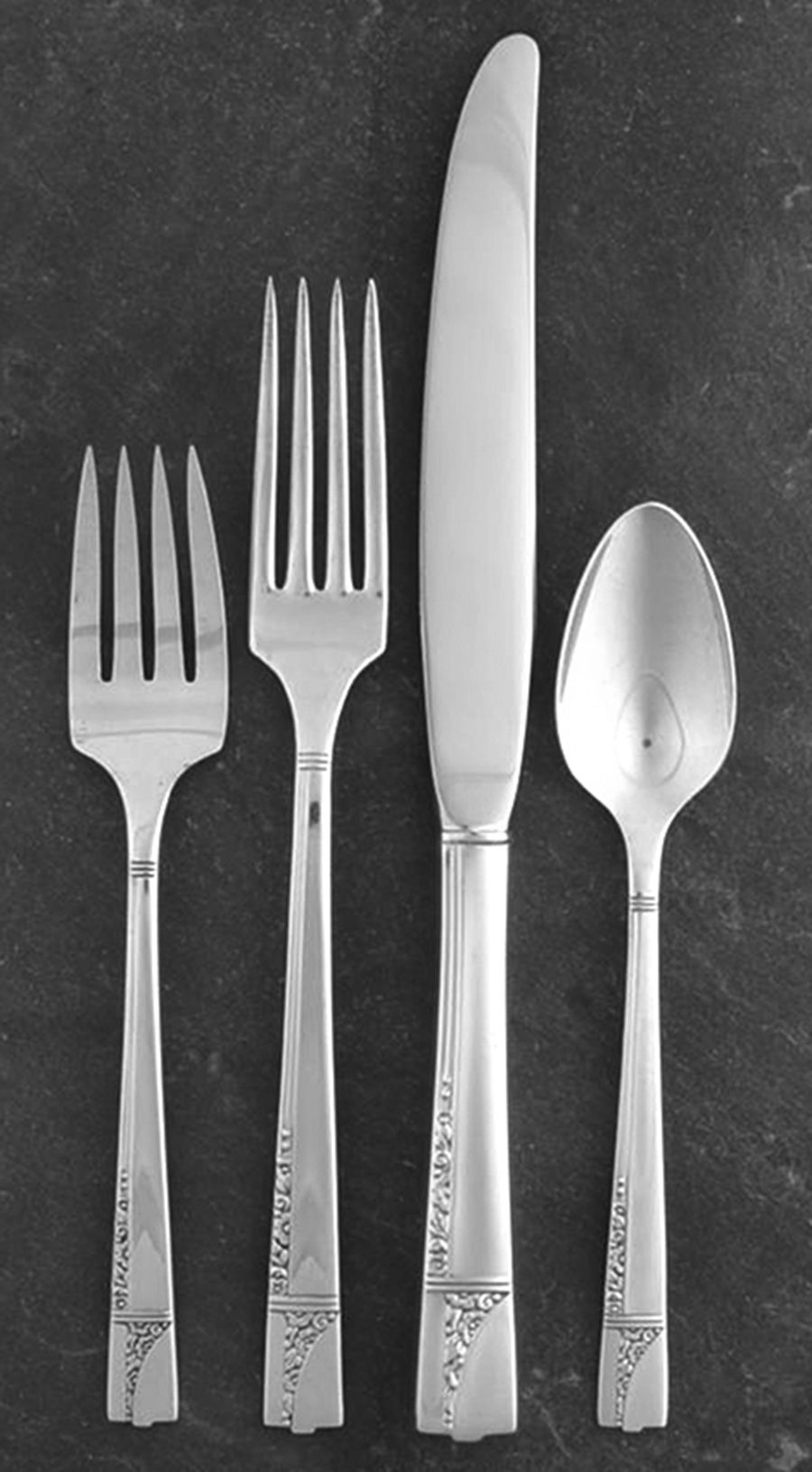 Caprice (Silverplate, 1937) 4 Piece Place Setting by Oneida Silver-1