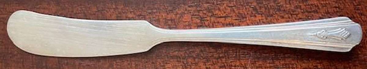 Charmion (Silverplate, 1933) Flat Handle Butter Spreader by Oneida Silver-1