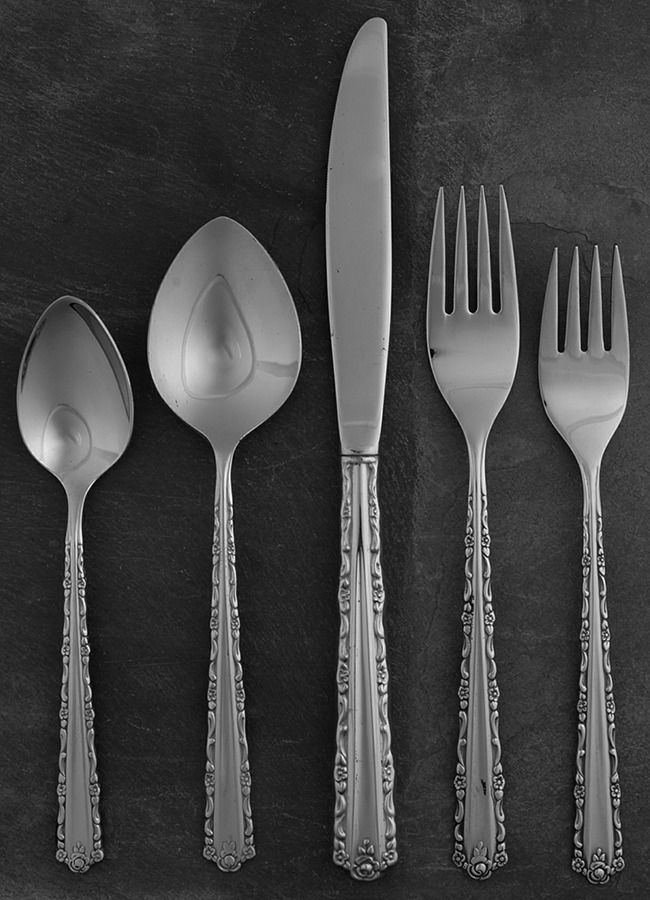 Cherie (Stainless) 5 Piece Place Setting by Oneida Silver-1