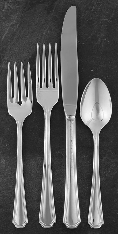 Clairhill-Fairhill (Silverplate, 1978) 4 Piece Place Setting by Oneida Silver-1