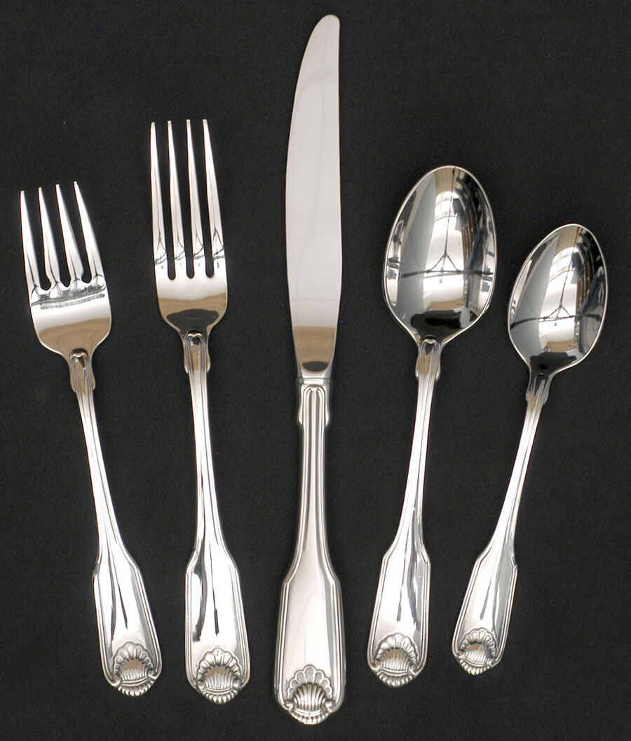 Classic Shell (Stainless) 40 Piece Estate Set by Oneida Silver-1