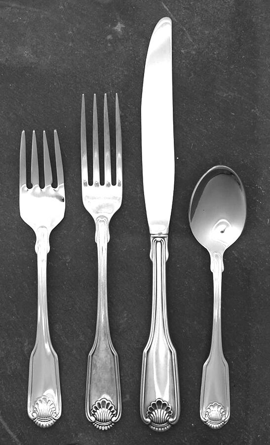 Classic Shell (Stainless) 32 Piece Estate Set by Oneida Silver-1