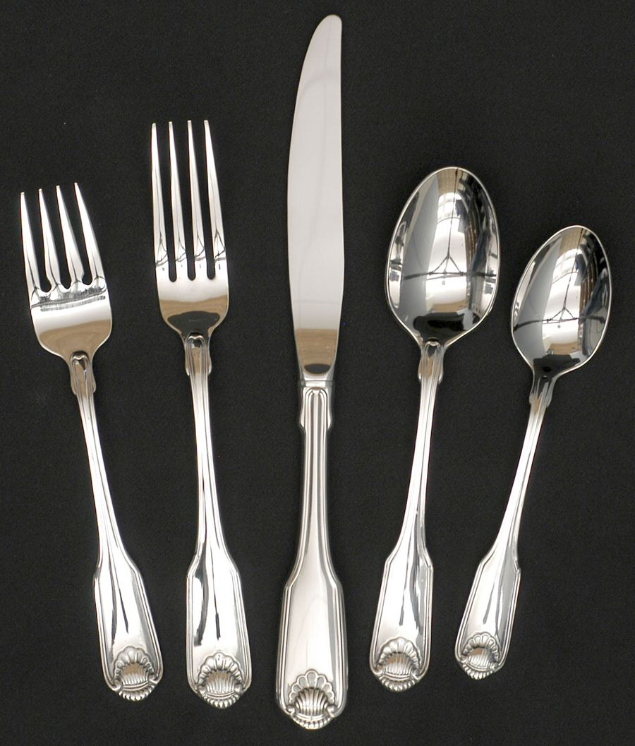 Classic Shell (Stainless) 5 Piece Place Setting by Oneida Silver-1