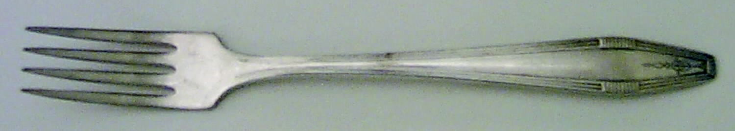 Countess I (Silverplate, 1929) Grille Fork (Viande) by Oneida Silver-1