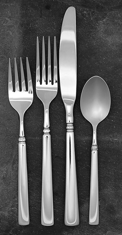 Easton (Stainless) 4 Piece Place Setting by Oneida Silver-1