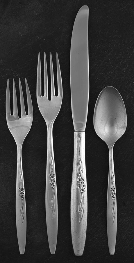 Enchantment-Gentle Rose (Silverplate, 1960) 4 Piece Place Setting by Oneida Silver-1