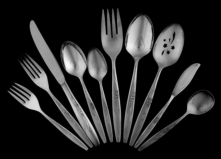 Enchantment-Gentle Rose (Silverplate, 1960) 45 Piece Starter Set by Oneida Silver-1