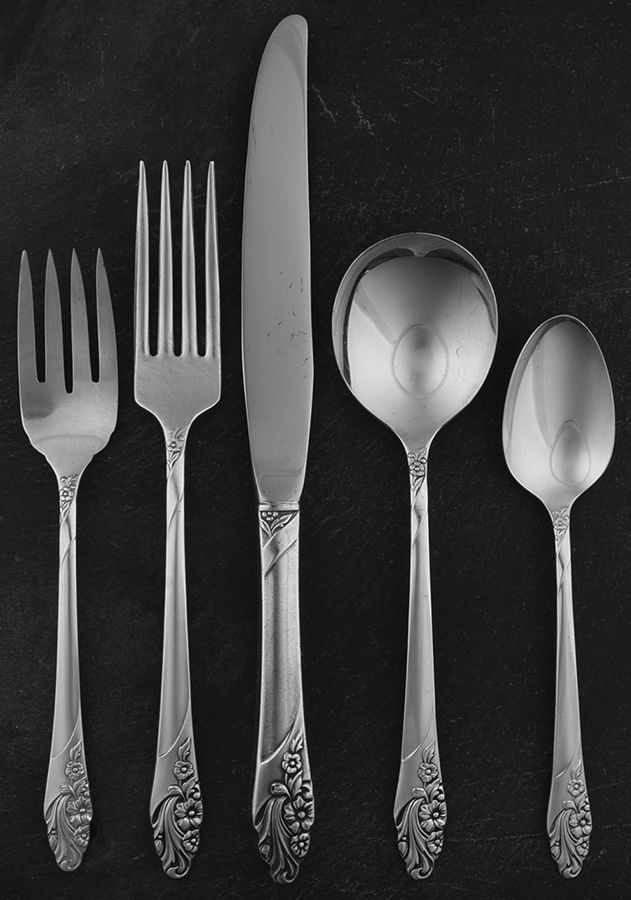 Evening Star (Silverplate, 1950) 40 Piece Estate Set by Oneida Silver-1