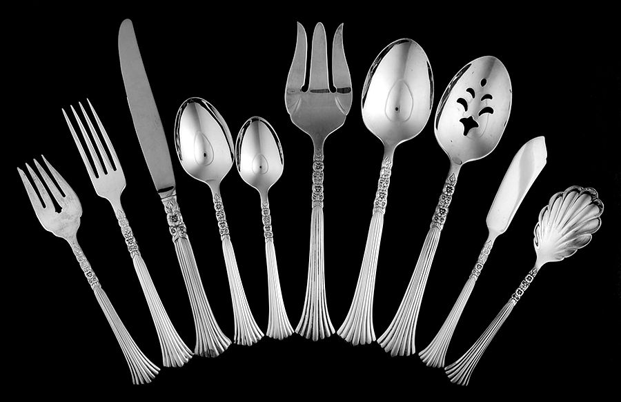 Floral Queen (Silverplate, 1992) 45 Piece Starter Set by Oneida Silver-1
