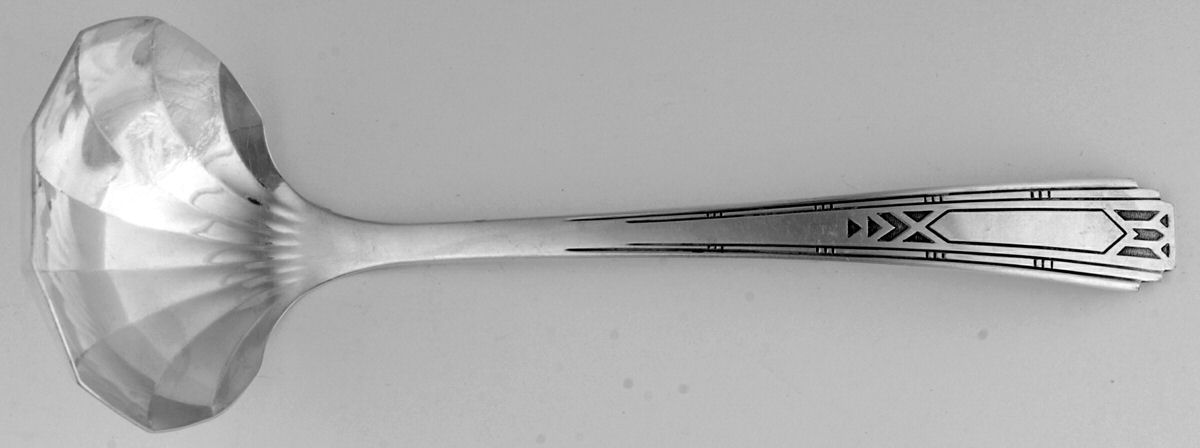 Friendship-Medality (Silverlpt, 1932) Solid Gravy Ladle by Oneida Silver-1