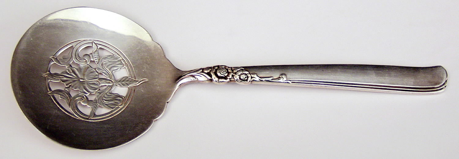 Gay Adventure (Silverplate, 1955) Tomato Server, Solid Piece by Oneida Silver-1