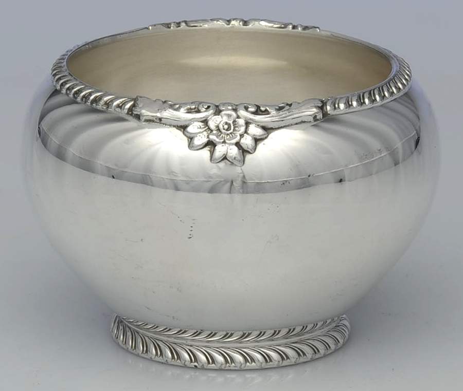 Georgian (Silverplate, Hollowware) Sugar Bowl No Lid by Oneida Silver-1