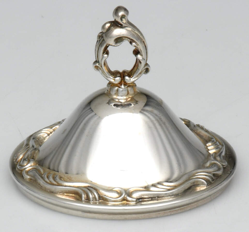 Georgian Scroll (Silverplate, Hollowware) Lid for Sugar Bowl by Oneida Silver-1