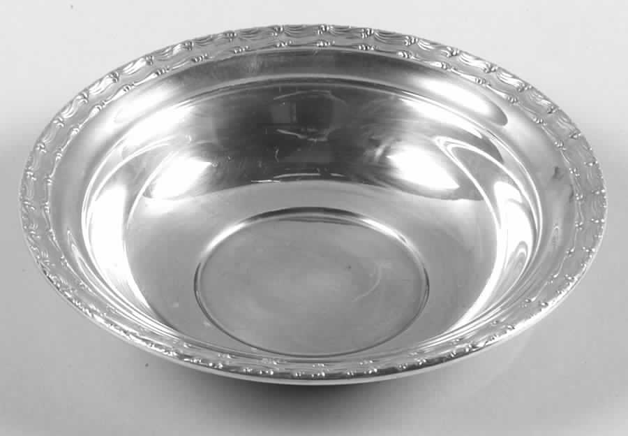 Georgian Scroll (Silverplate, Hollowware) Medium Silverplate Bon Bon Bowl by Oneida Silver-1