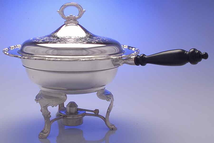 Georgian Scroll (Silverplate, Hollowware) Chafing Dish W/Lid, Burner, Stand-No Liner by Oneida Silver-1