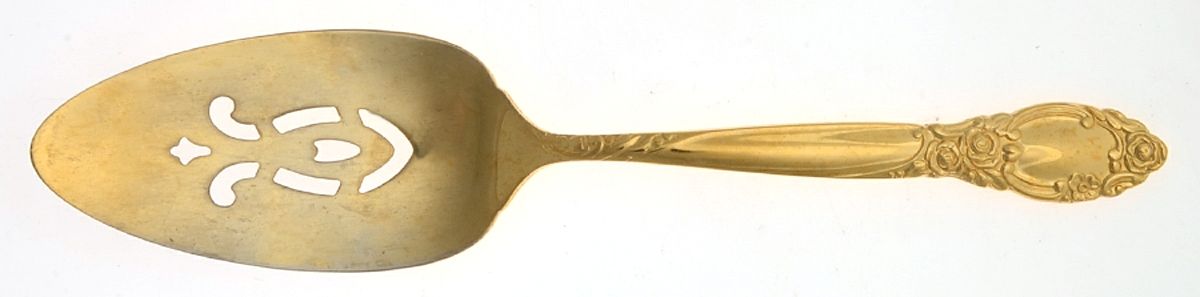 Golden Ballad-Country Lane (Gold Electroplate) Server-Pie/Solid-Pierced by Oneida Silver-1