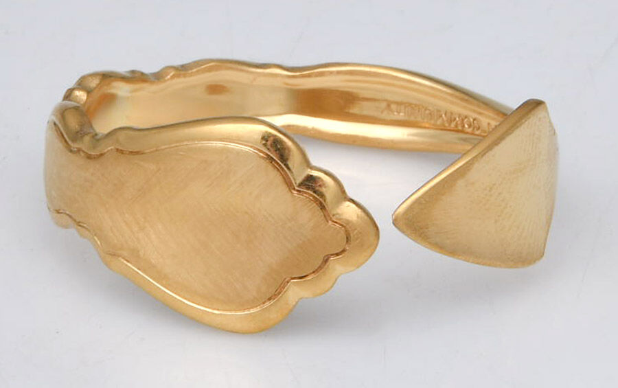 Golden Duet (Gold Electroplate) Napkin Ring Large HC by Oneida Silver-1