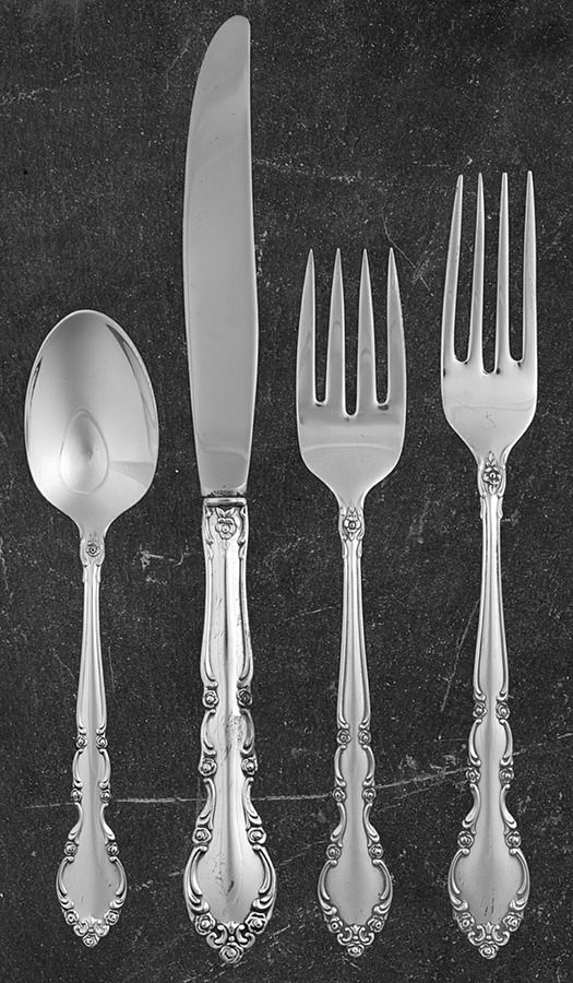 Grandeur (Sterling, 1960) 4 Piece Place Size Setting by Oneida Silver-1