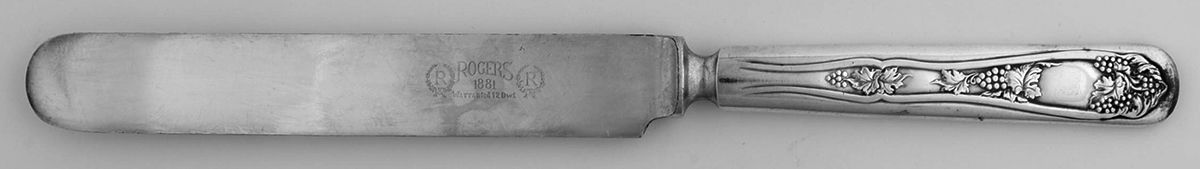 Grape (Silverplate, 1913) Blunt Solid Knife by Oneida Silver-1