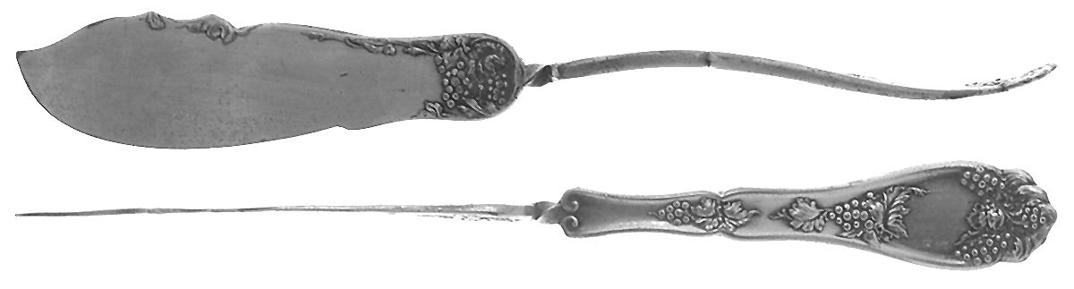 Grape (Silverplate, 1913) Flat Twisted Handle Master Butter Knife by Oneida Silver-1