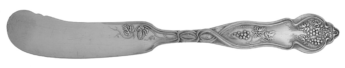 Grape-Vineyard (Non Variation, Silverplate, 1906) Flat Handle Butter Spreader by Oneida Silver-1