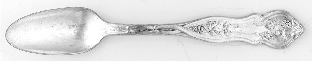 Grape-Vineyard (Non Variation, Silverplate, 1906) Fruit/Orange Spoon by Oneida Silver-1