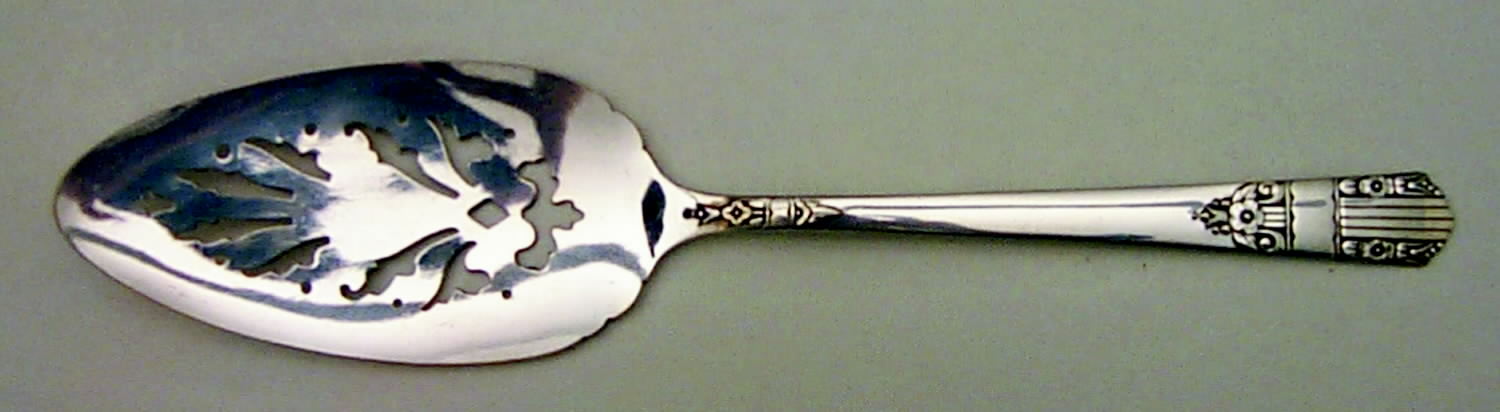 Harmony (Silverplate, 1938) Solid Pierced Pie Server by Oneida Silver-1