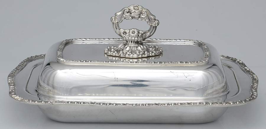 Henley (Silverplate, Hollowware) Plated Divided Double Vegetable Bowl by Oneida Silver-1