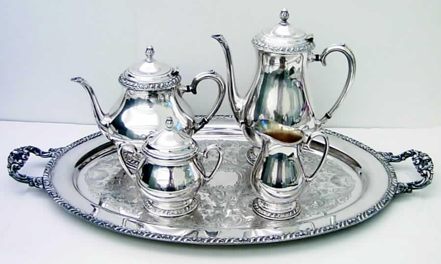 Henley (Silverplate, Hollowware) 5-Piece Silverplate Tea Set (with Tray) by Oneida Silver-1