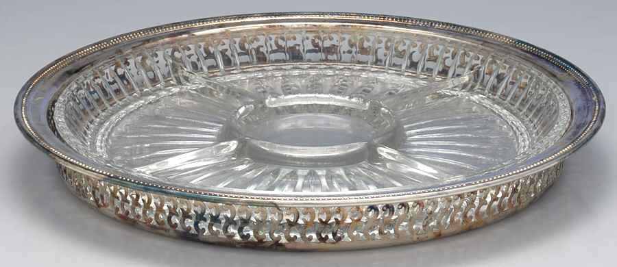 Jefferson (Silverplate, Hollowware) 13" Gallery Tray & 5 Part Relish Liner by Oneida Silver-1
