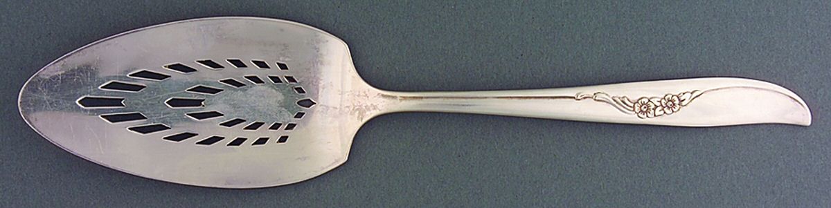 Jennifer-Ada (Silverplate, 1959) Server-Pie/Solid-Pierced by Oneida Silver-1