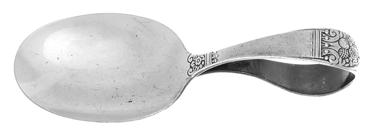 King Cedric (Silverplate, 1933, No Monogram) Curved Handle Baby Spoon by Oneida Silver-1