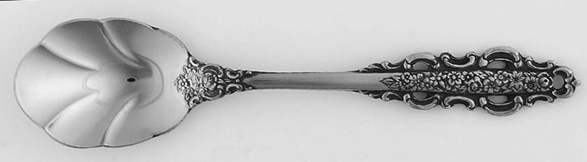 Kings & Queens (Stainless) Sugar Shell Spoon by Oneida Silver-1