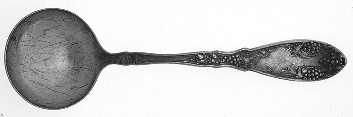 La Concorde (Silverplate, 1910) Round Bowl Soup Spoon (Cream Soup) by Oneida Silver-1