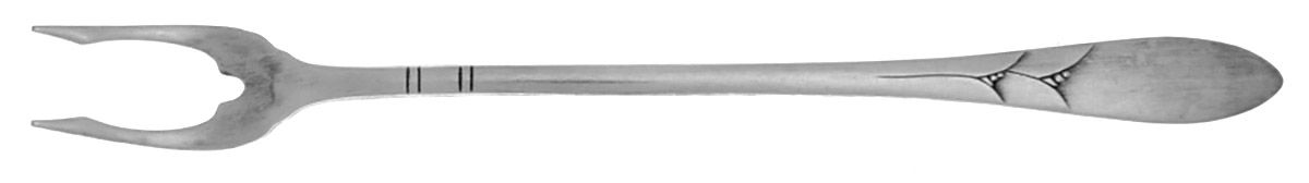 Lady Hamilton (Silverplate, 1932) Olive Fork by Oneida Silver-1